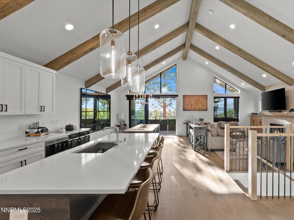 109 Sierra Colina Drive #109