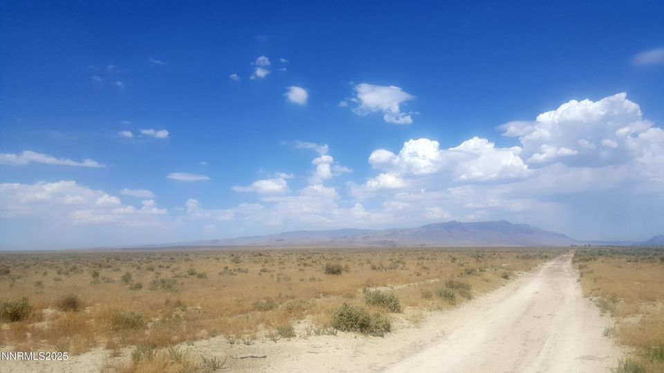 09 Near Midas Rd