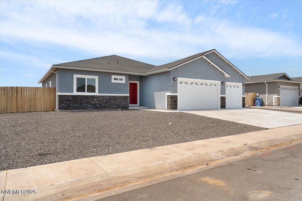 815 Great Basin Lane