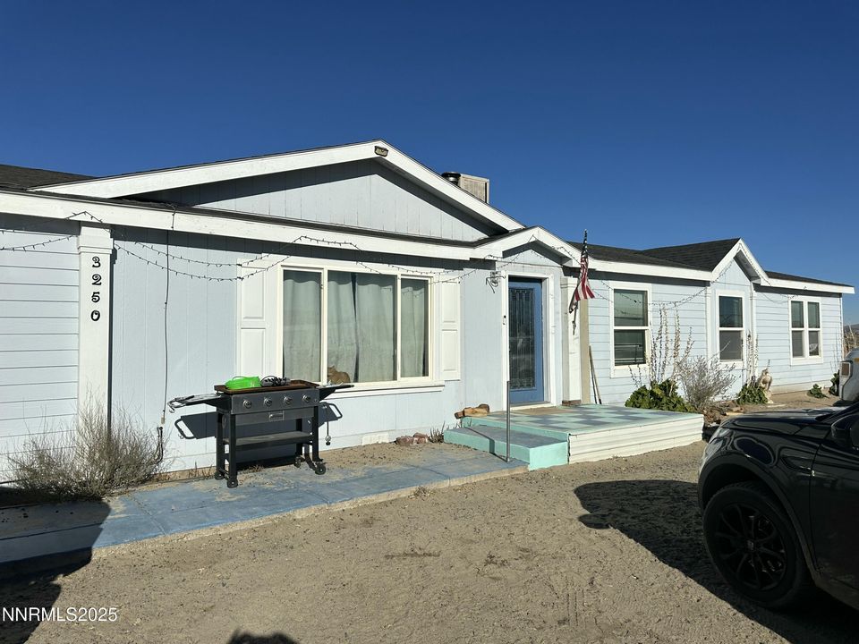 3250 E 4th Street