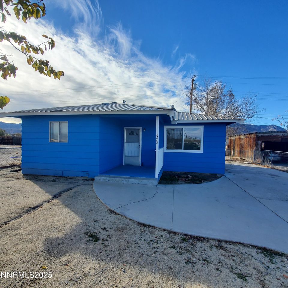 925 Arb Street