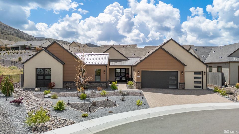 3028 Amethyst Hills Drive