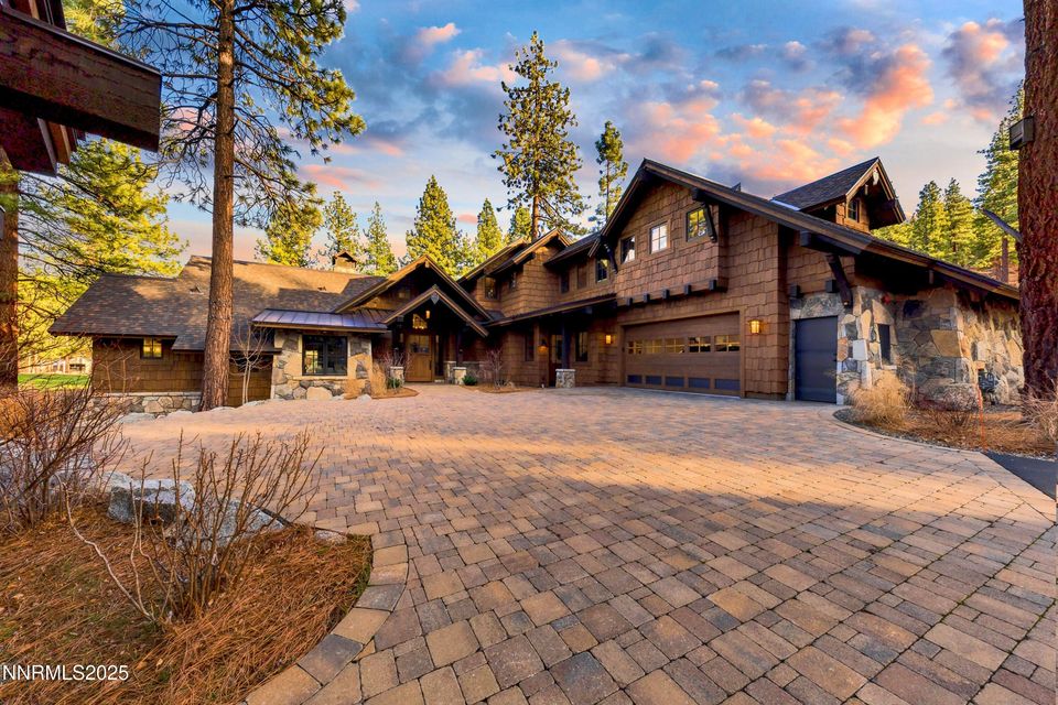 261 Redding Way