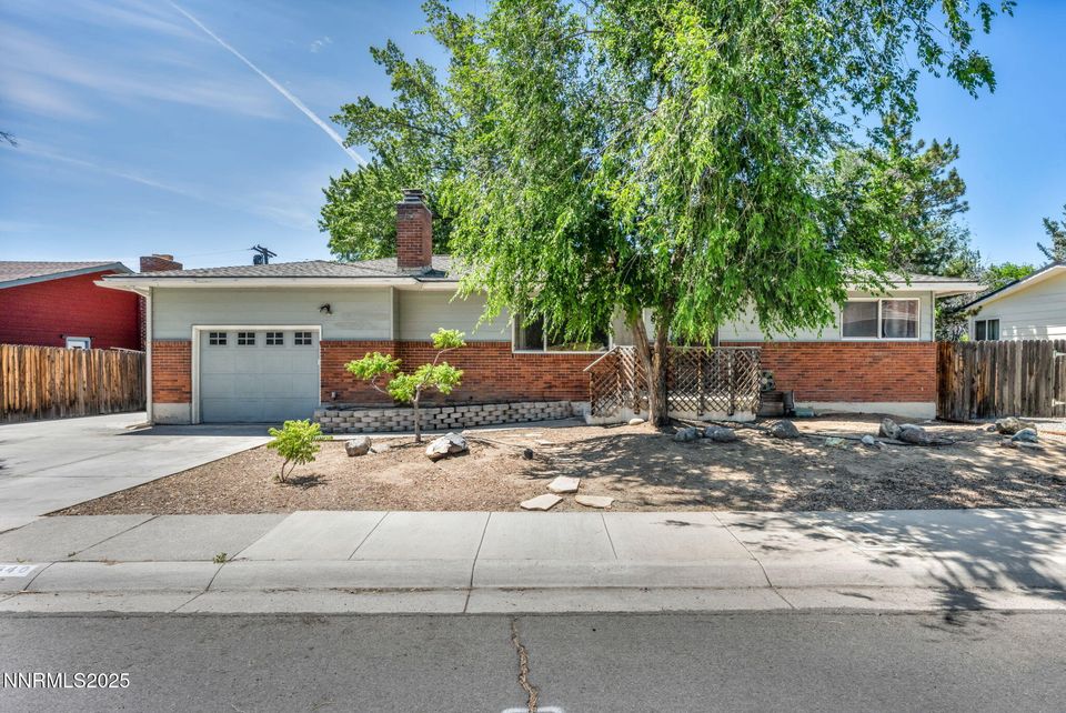 840 Brookfield Drive