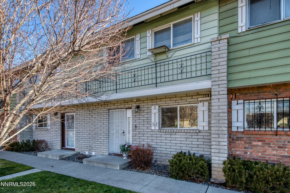 562 Smithridge Park