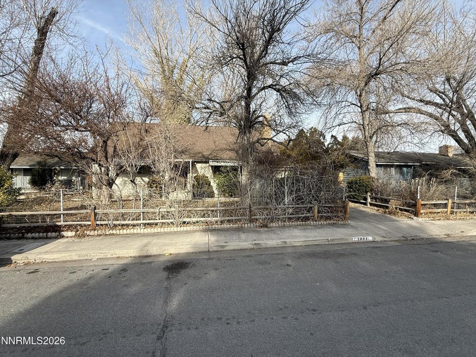 1801 Hawthorne Road