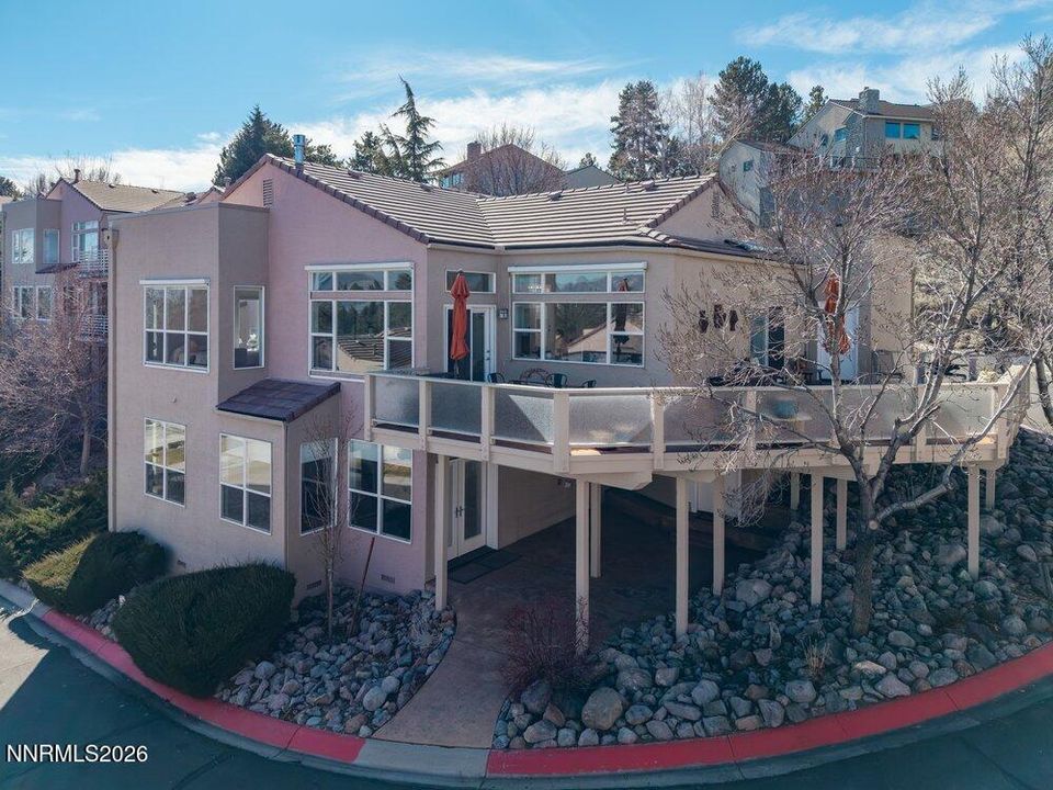 2556 Edgerock Road