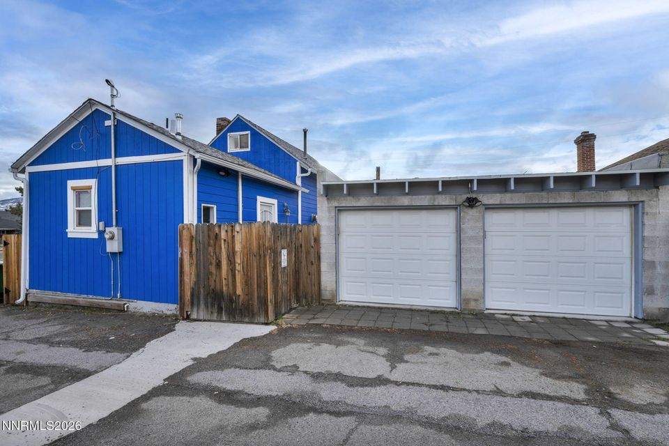 112 Keystone Avenue #1/2