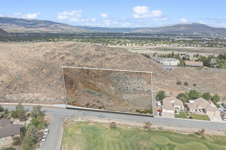 4841 W Hidden Valley Drive