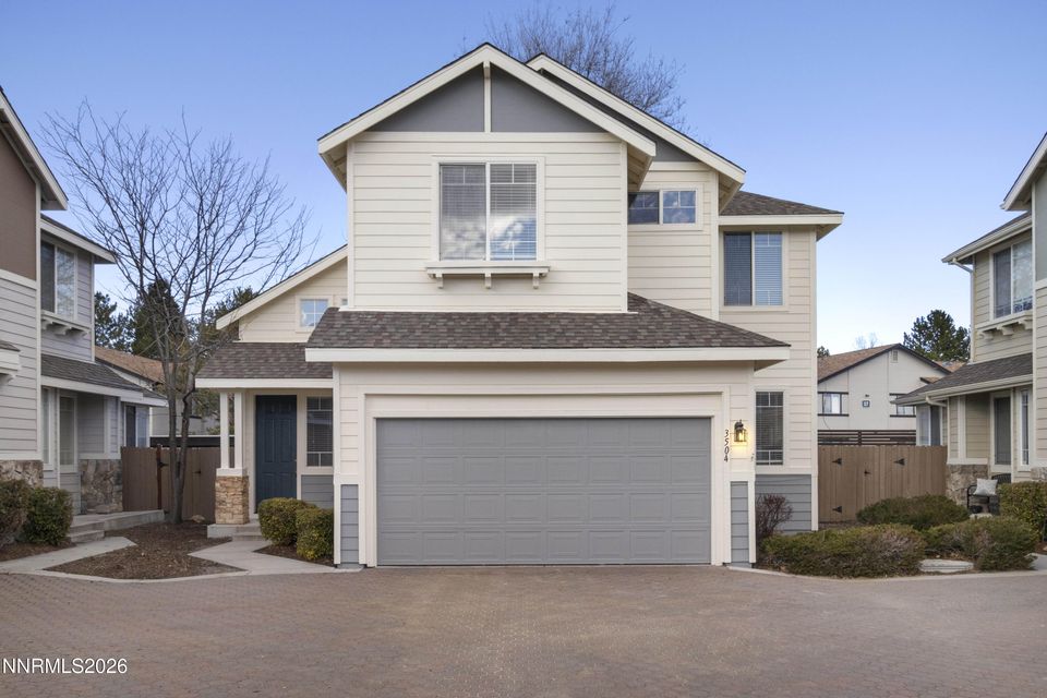 3504 Heron'S Circle