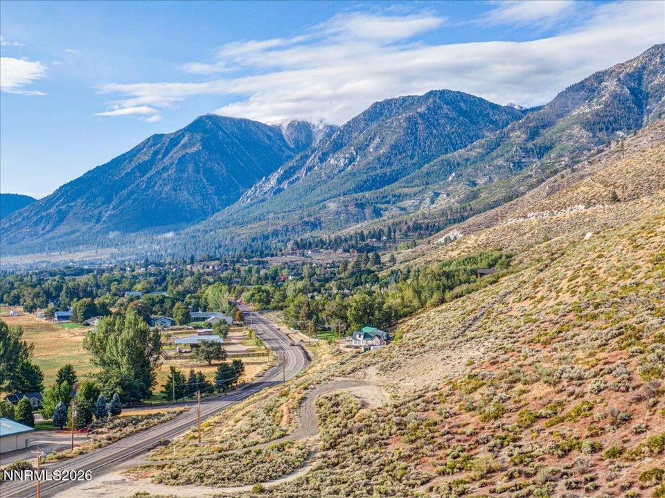 1468 Foothill Road