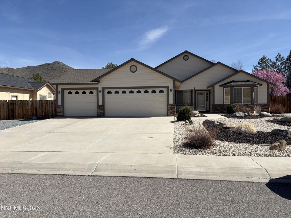 2979 Del Rio Lane