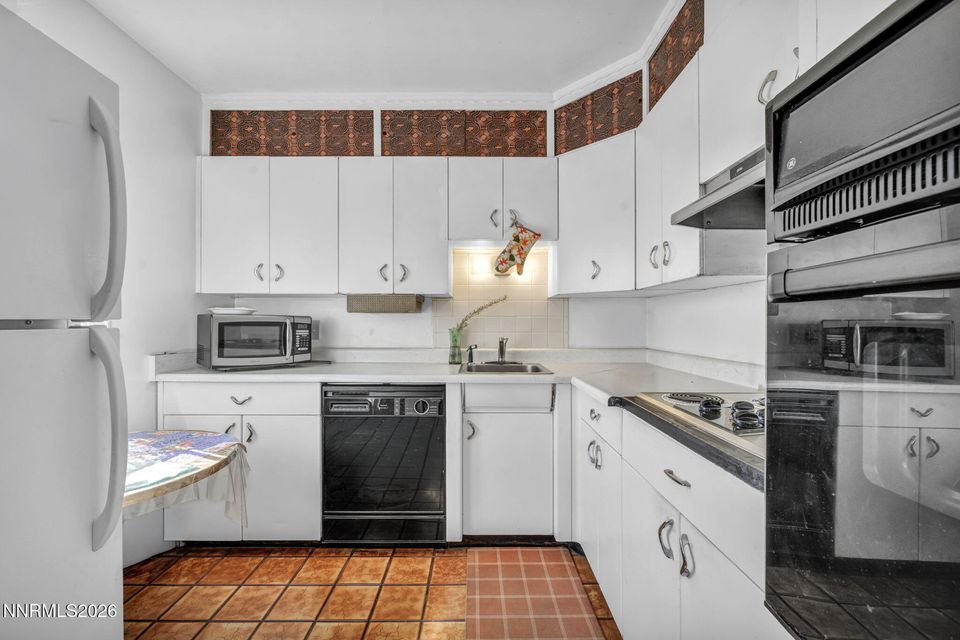 1945 4th Street #14