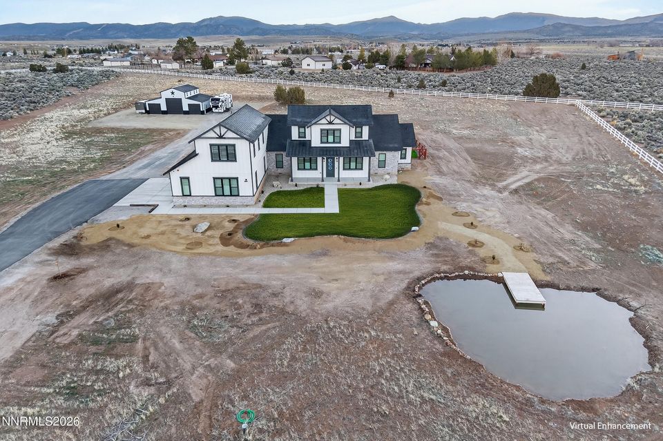 1409 Hunters Point Drive