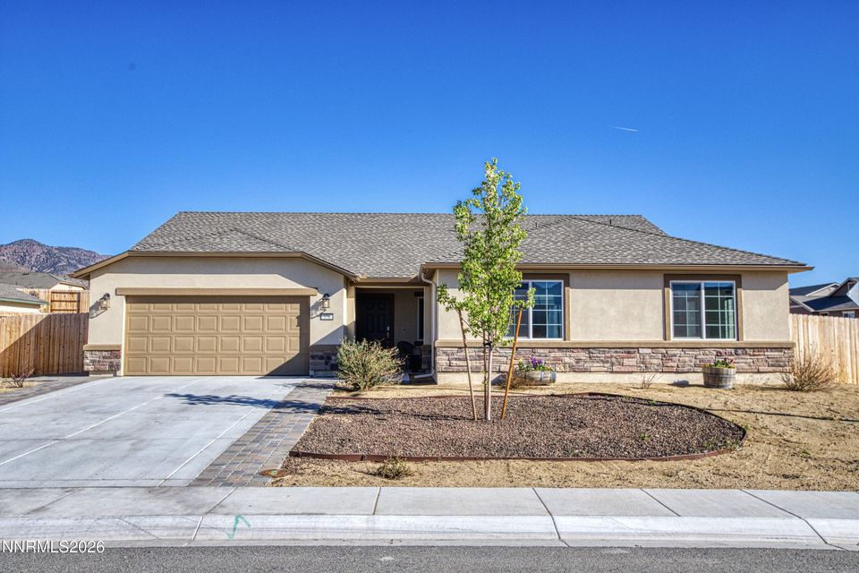 576 Pine Creek Circle