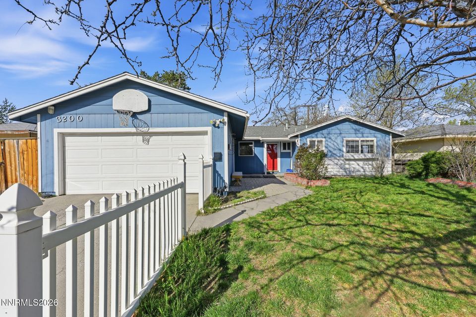 3200 Pine Lane