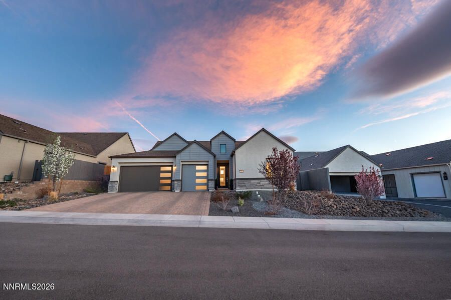 2978 Saddle Peak Drive