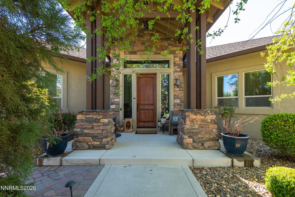 1043 Rocky Terrace Drive