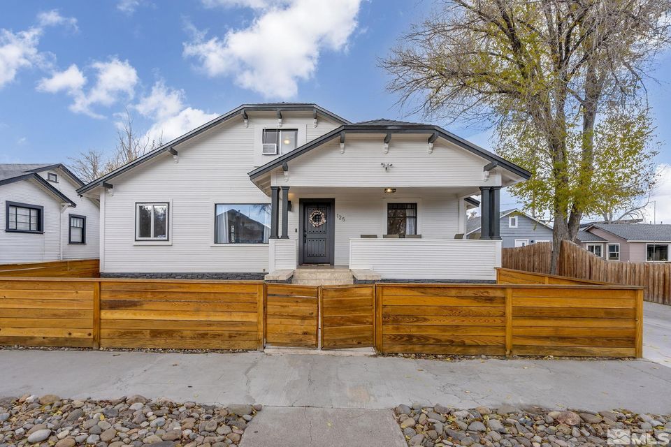 125 Caliente Street