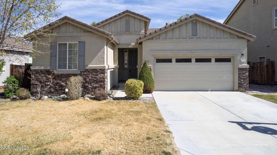 913 Lakeview Drive