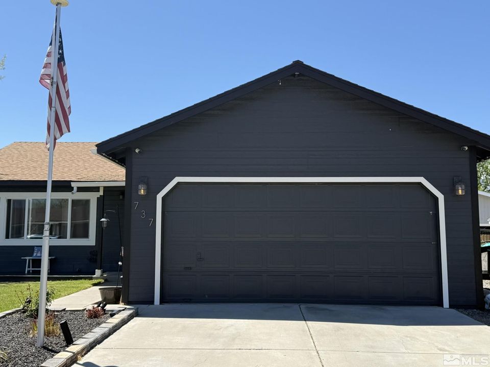 737 Hornet Drive