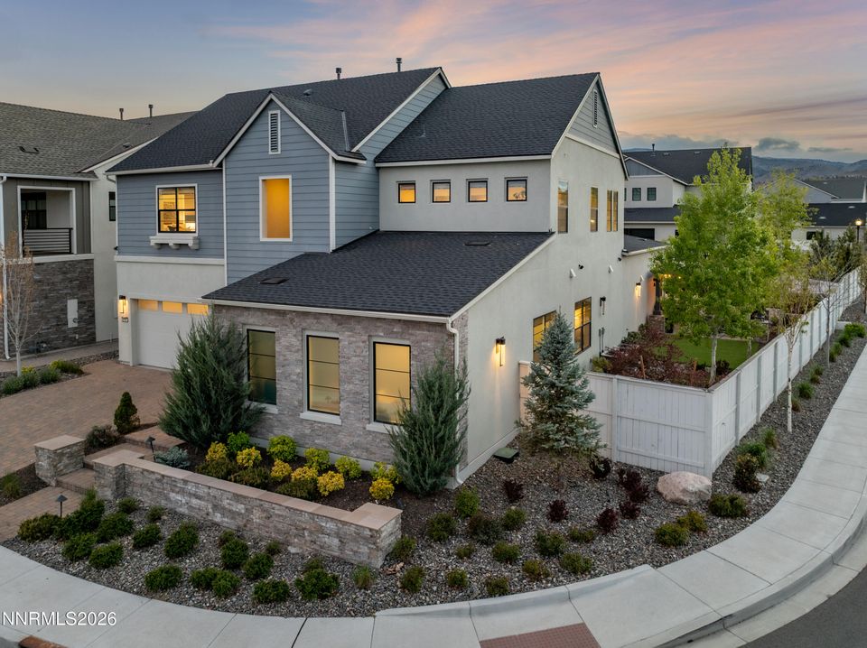 6101 S Pleasant Oak Trail