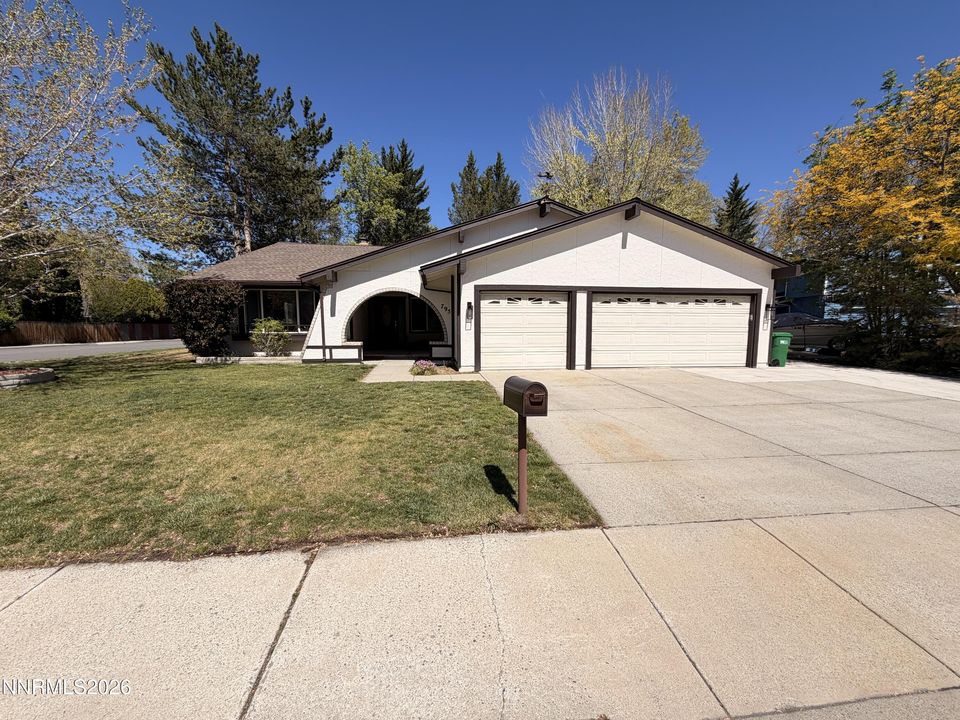 795 Twin Pines Court