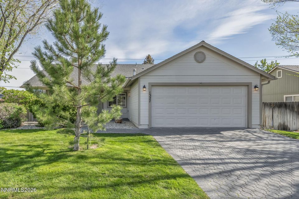 1327 E Marion Russell Drive