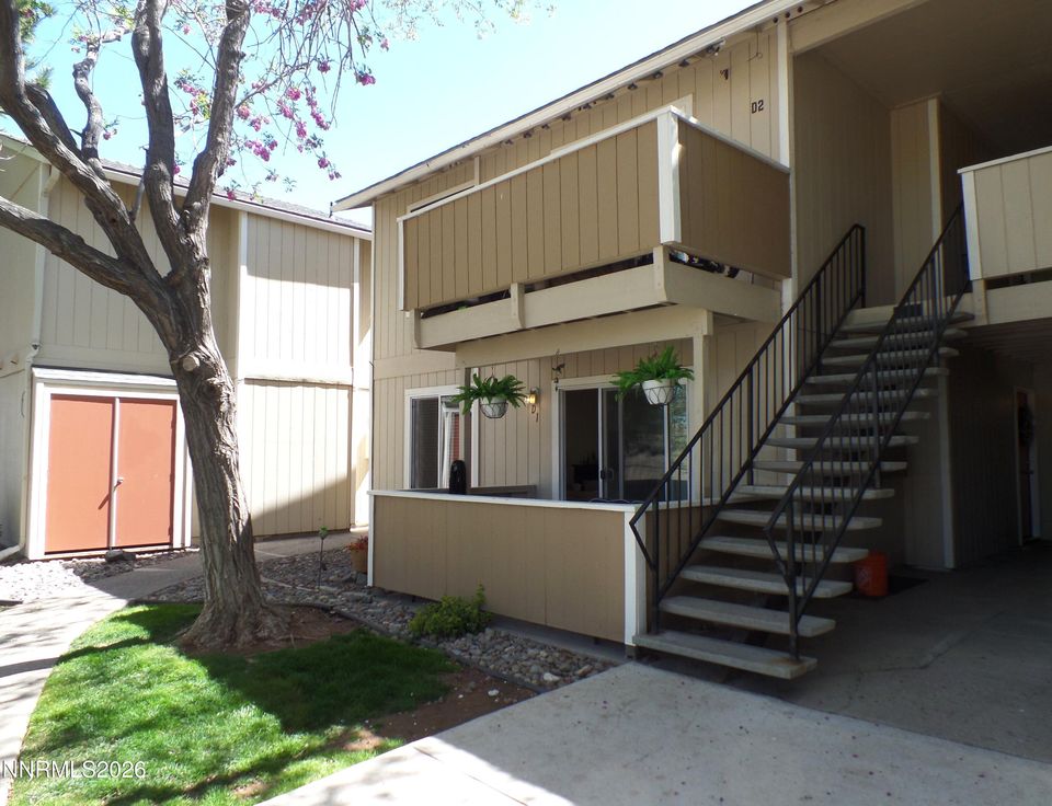 3890 E Leonesio Drive #APT D1