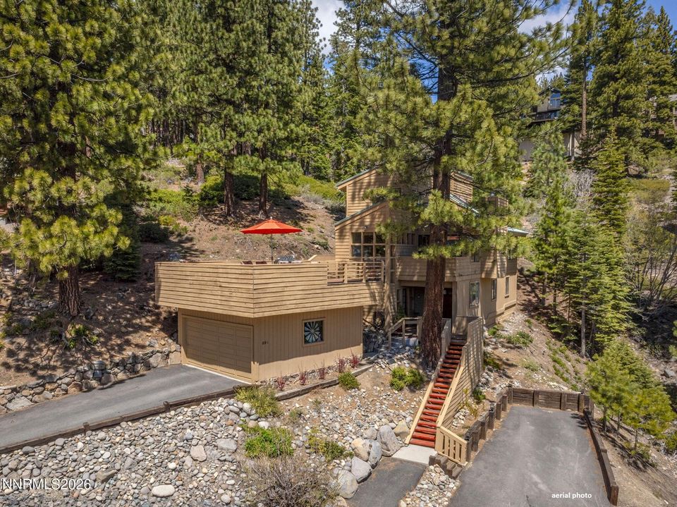594 Tyner Way