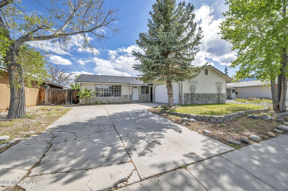 1381 Spooner Drive