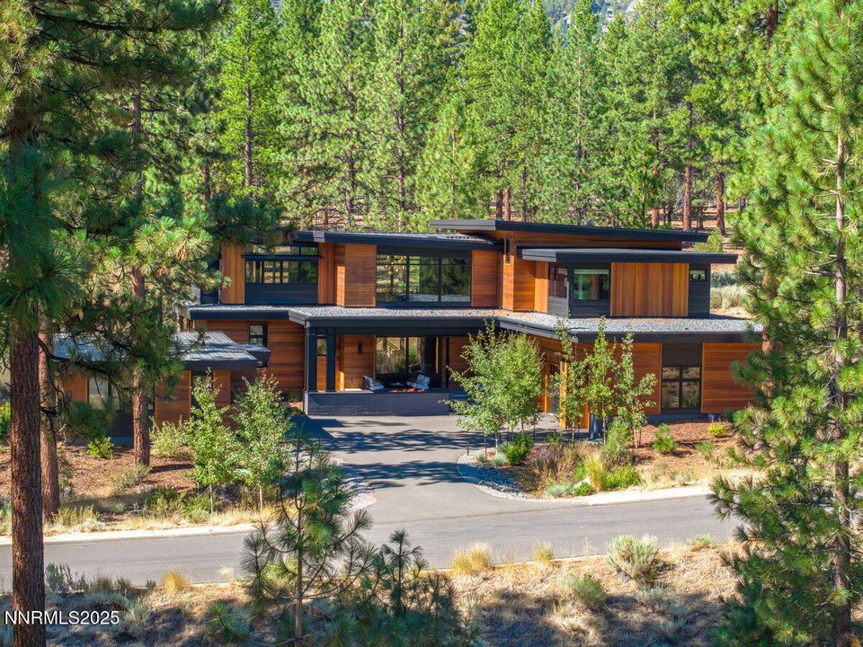 181 Redding Way