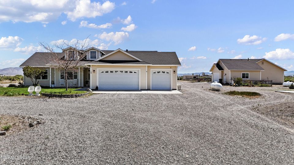 60 Hawk View Road