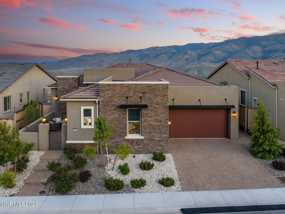 9180 Graycliff Lane