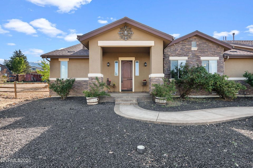 5764 Carl Dr Drive