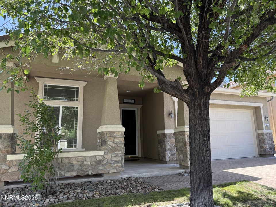 490 Terracina Way