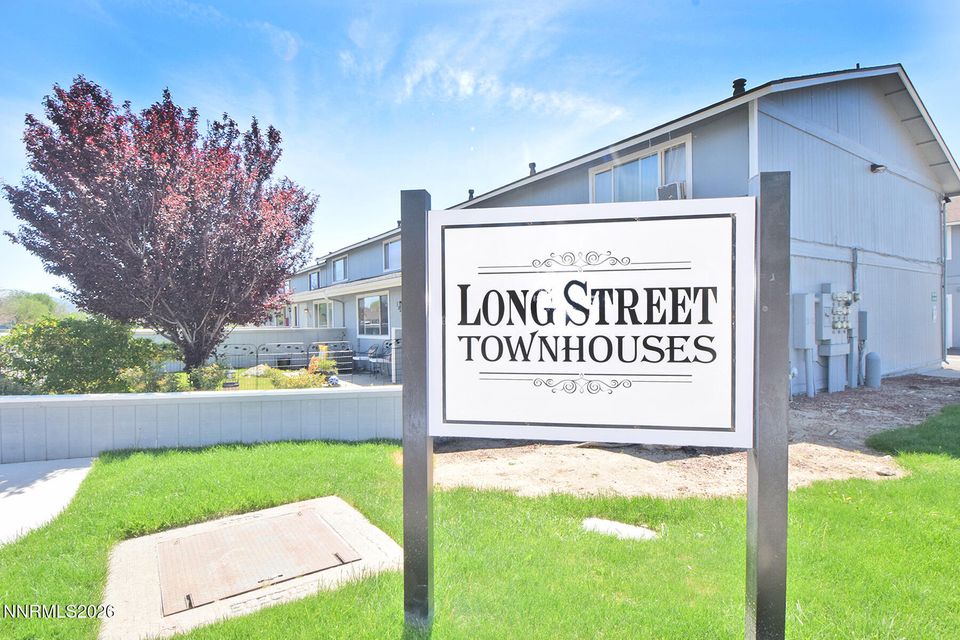 1507 E Long Street