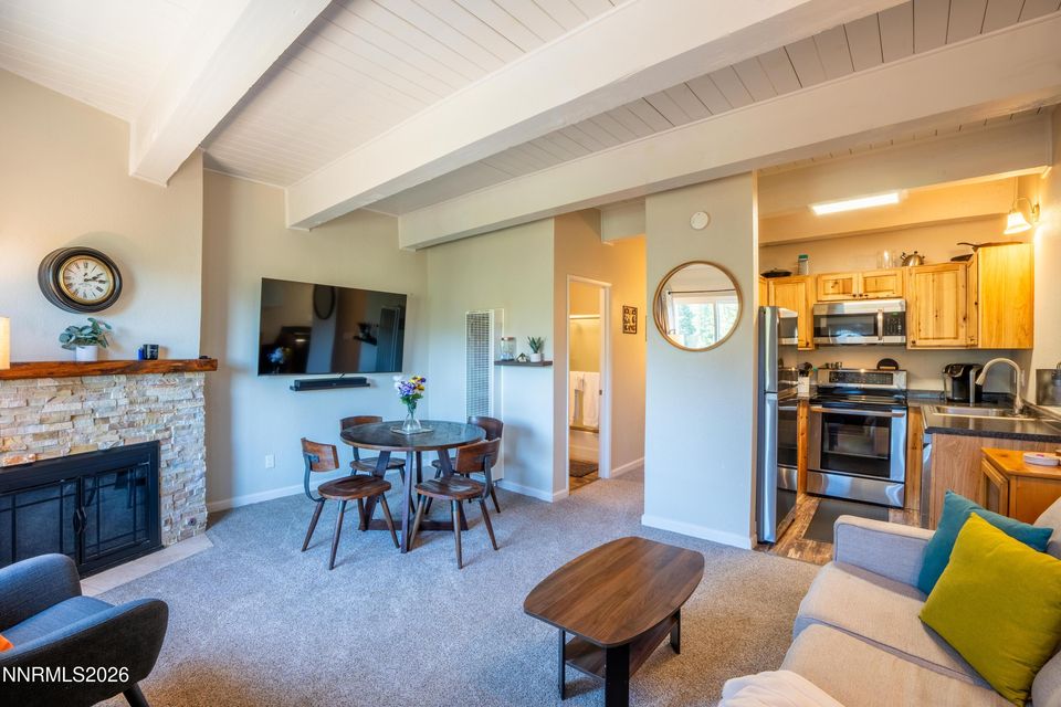 317 Quaking Aspen Lane # 6