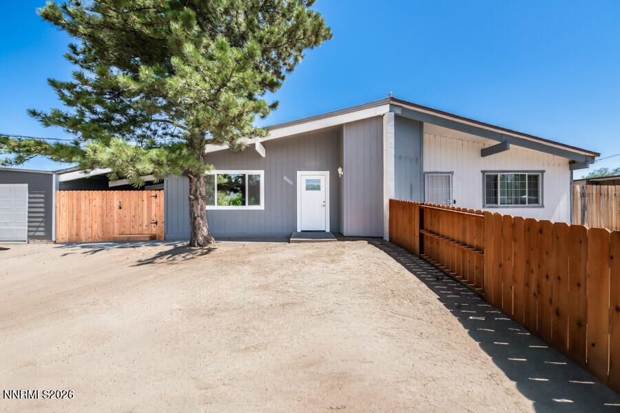 13702 Mt Shasta Street