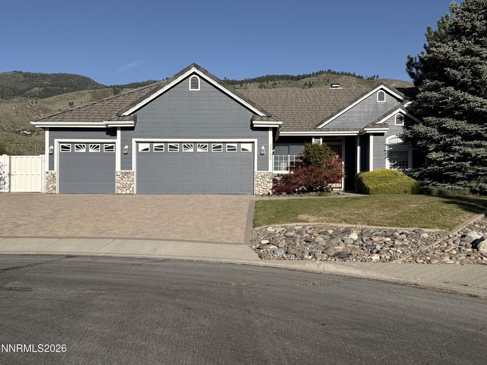 2790 Waterford Place
