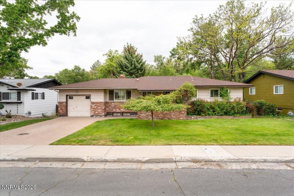640 Rosewood Drive