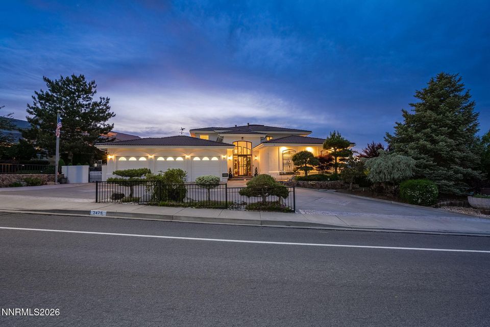 2475 Manzanita Lane