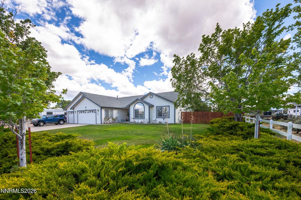 1239 E Appion Way