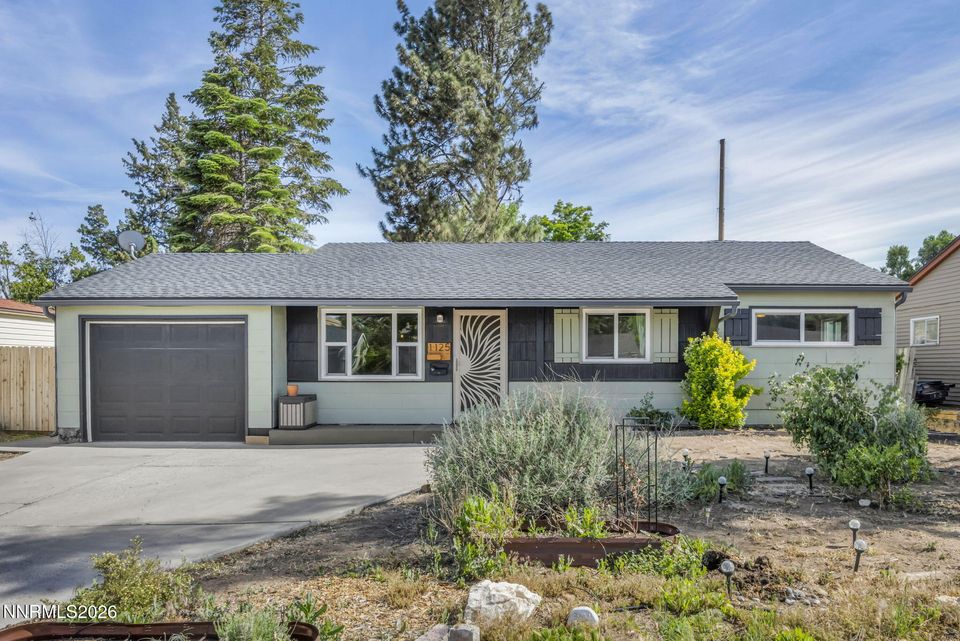 1125 Plymouth Way