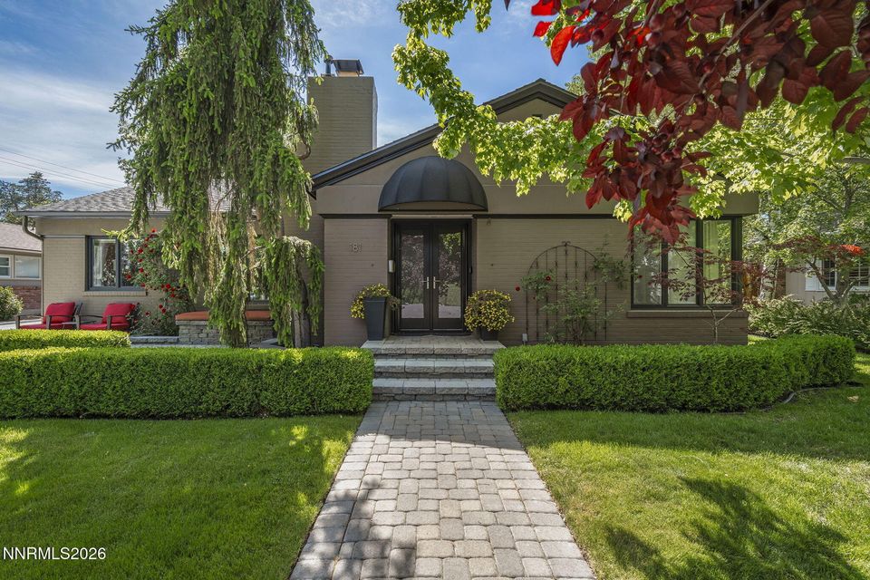 181 Bret Harte Avenue