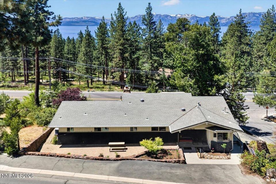 207 Cedar Ridge Drive