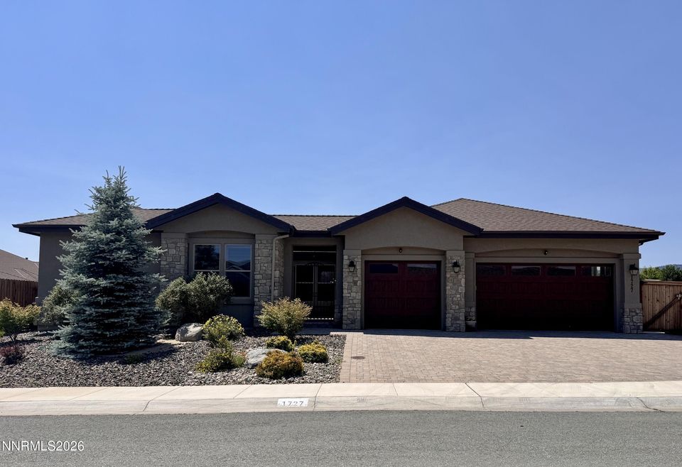 1727 Vineyard Way