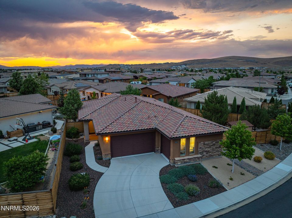 4627 Chromium Court
