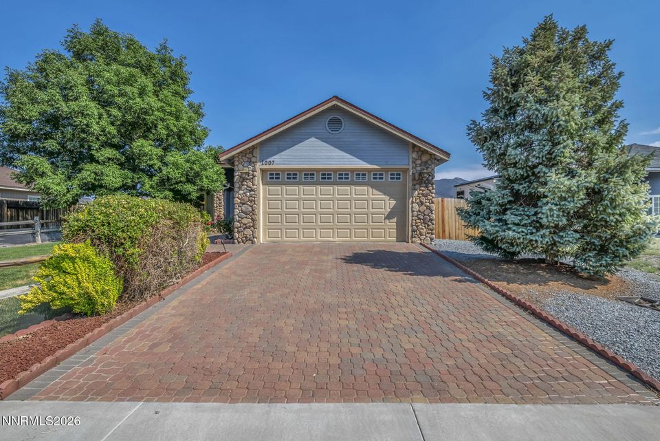1007 Ryegrass Road