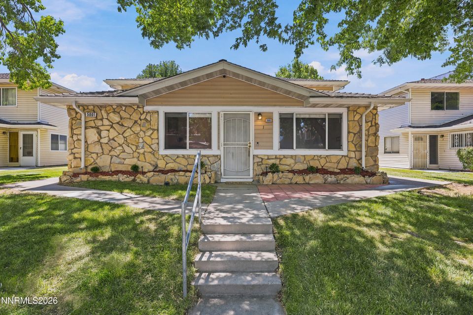 5001 Catalina Drive #APT 1